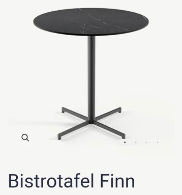 25st bistrotafel met stalen kruispoot en keramisch blad beschikbaar voor biedingen