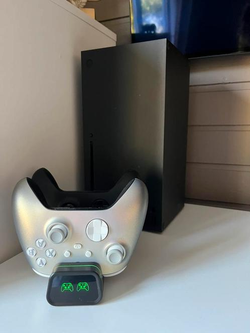 XBOX serie X 1TB, Games en Spelcomputers, Spelcomputers | Xbox | Accessoires, Zo goed als nieuw, Xbox Series X, Draadloos, Ophalen