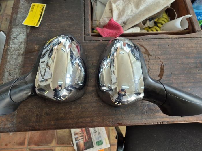 Spiegel links + rechts van een Fiat 500, Auto-onderdelen, Spiegels, Gebruikt, 3 maanden garantie, Ophalen of Verzenden