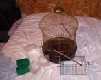 Vogelkooi met alle toebehoren