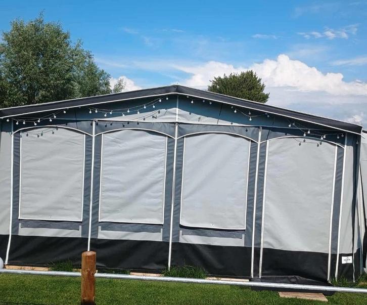 Voortent Hypercamp.    Nauwelijks 4 maanden gebruikt, Caravans en Kamperen, Voortenten en Luifels, Ophalen