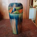 Vaas in Vlaams aardewerk, Enlèvement