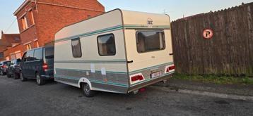 Caravane 720KG  beschikbaar voor biedingen