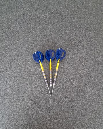 Darts luke littler target 23 gram, Enlèvement ou Envoi, Comme neuf, Fléchettes