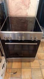 Cuisinière vitrocéramique Bosch, Electroménager, 85 à 90 cm, 4 zones de cuisson, Enlèvement, Utilisé