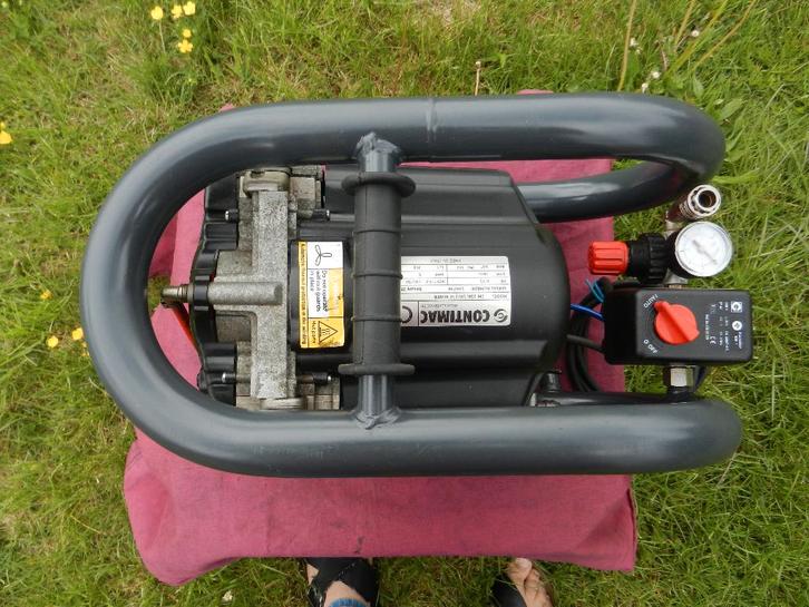 Contimac CM210/10/3W Boxer Compressor, Bricolage & Construction, Compresseurs, Comme neuf, 10 bars ou plus, Moins de 25 litres
