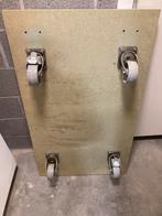 Mdf plaat met 4 zwenk wielen, Doe-het-zelf en Bouw, Zwenkwielen, Ophalen, Gebruikt