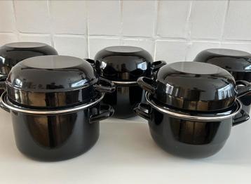 5 mosselpotten beschikbaar voor biedingen