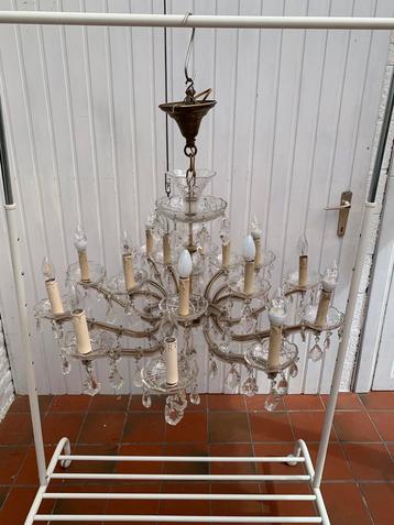 Vintage kroonluchter van Marie-Thérèse beschikbaar voor biedingen