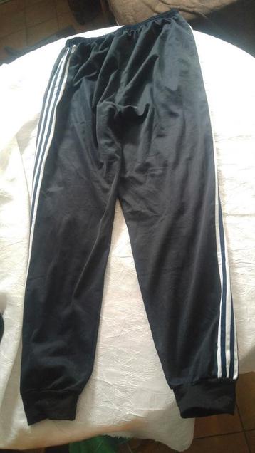 Vintage pantalons sport adidas noir L beschikbaar voor biedingen