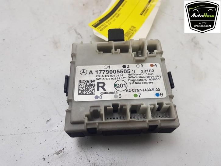 ORDINATEUR VEROUILLAGE CENTRALISE Mercedes-Benz GLA (H247), Autos : Pièces & Accessoires, Électronique & Câbles, Mercedes-Benz