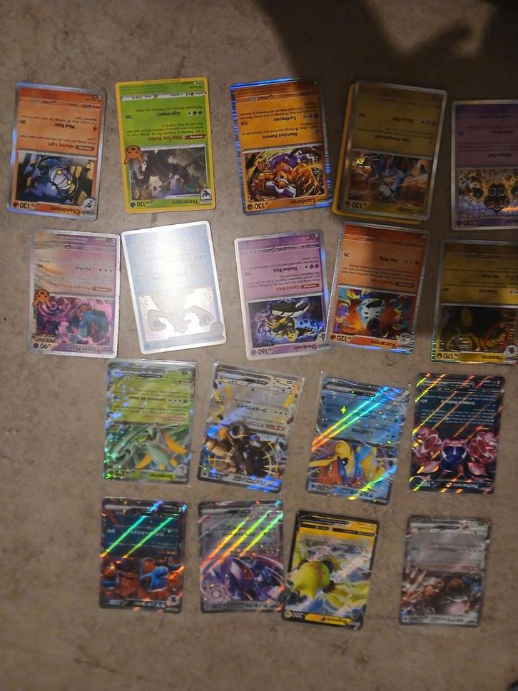 Pokemon kaarten (lees ook beschrijving), Hobby en Vrije tijd, Verzamelkaartspellen | Yu-gi-Oh!, Zo goed als nieuw, Ophalen