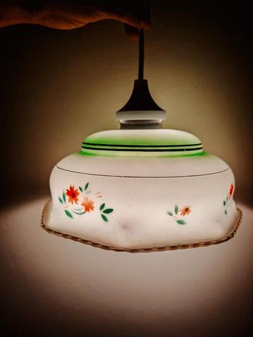Vintage hanglamp opaline  beschikbaar voor biedingen