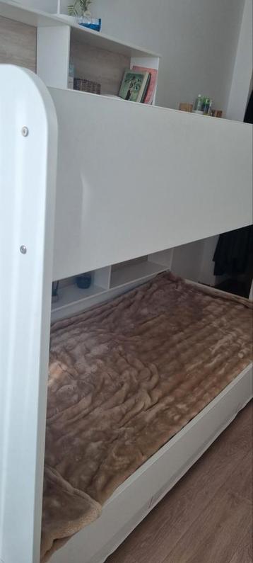 Stapelbed + 1 matrass beschikbaar voor biedingen