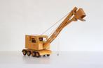 Vintage Plywood excavator by Friedrich Fröbel Werdau in teak, Kinderen en Baby's, Ophalen of Verzenden, Zo goed als nieuw