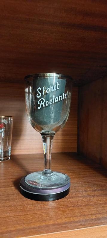 Email glas  Stout  Roelants , dubbele zilveren boord  beschikbaar voor biedingen
