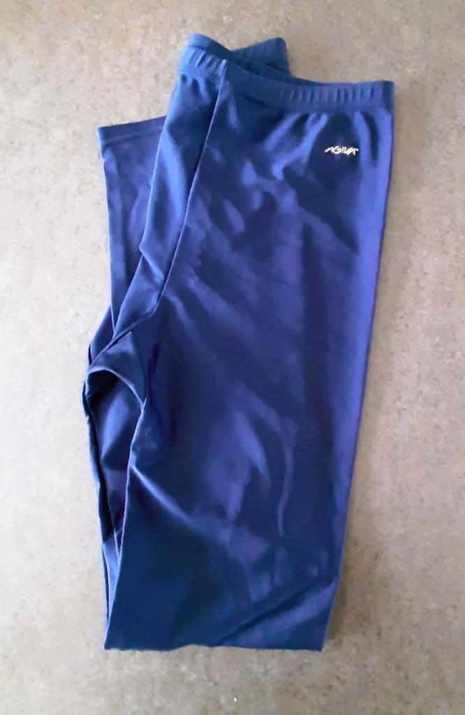 Te koop: Mooie donker blauwe sportlegging van "Agiva", S/M., Kleding | Dames, Sportkleding, Gedragen, Yoga, Maat 38/40 (M), Blauw