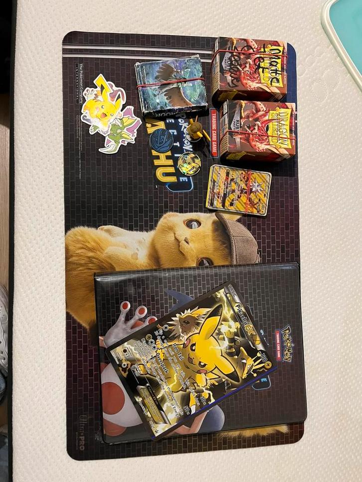 Pokemon verzameling, Hobby en Vrije tijd, Verzamelkaartspellen | Pokémon, Nieuw, Boek of Catalogus, Foil, Ophalen