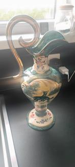 1 decoratieve aardewerken of porseleinen kan, Antiek en Kunst, Ophalen of Verzenden