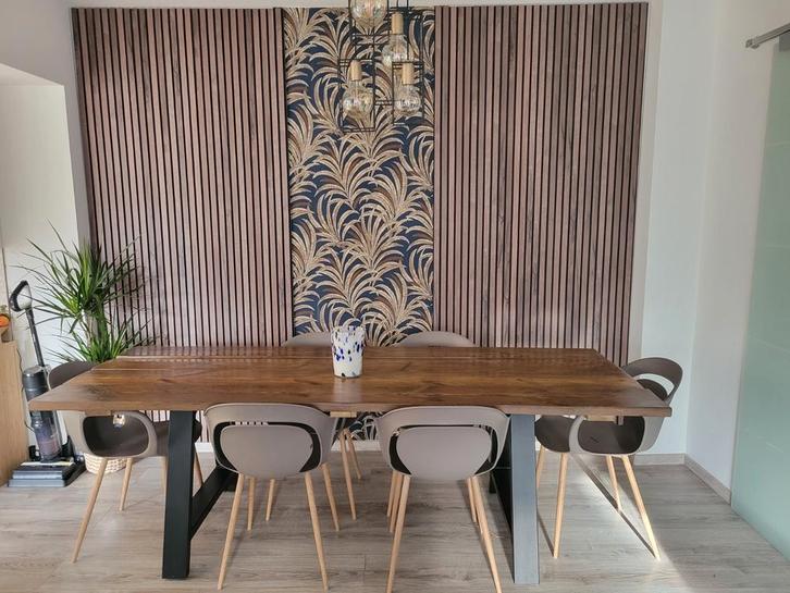 Salle à manger (bois véritable) avec 6 chaises, Maison & Meubles, Tables | Tables à manger