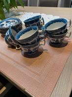 7 assiettes en porcelaine avec assiettes, Antiquités & Art, Enlèvement