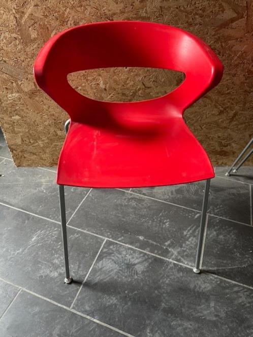 rode stoelen, Huis en Inrichting, Stoelen, Gebruikt, Vijf, Zes of meer stoelen, Kunststof, Rood, Ophalen