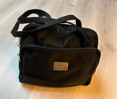 Sac bandoulière en nylon noir DKNY, Bijoux, Sacs & Beauté, Sacs | Sacs à bandoulière, Comme neuf, Noir, Envoi