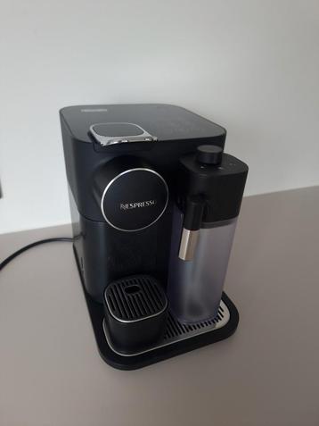 De'Longhi Nespresso Gran Lattissima, Elektronische apparatuur, Koffiezetapparaten, Ophalen, Gebruikt, Espresso apparaat, 1 kopje
