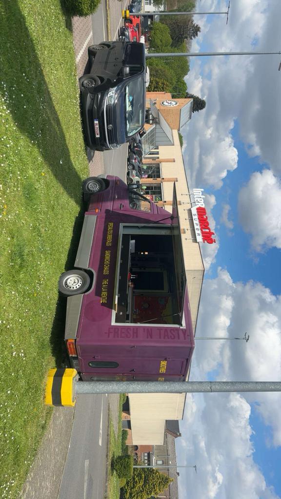 Food truck Mercedes sprinter permis b, Caravans en Kamperen, Mobilhomes, Particulier, Mercedes, Automaat, Koelkast, Ophalen