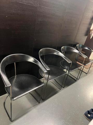 4 stoelen Arrben / Italy beschikbaar voor biedingen