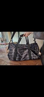 Rugzak DKNY, Ophalen, Gebruikt, Eastpak, Trekking