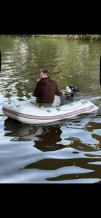 Quicksilver rubberboot 2m45  met motor, Watersport en Boten, Rubberboten, Ophalen, Zo goed als nieuw, Quicksilver