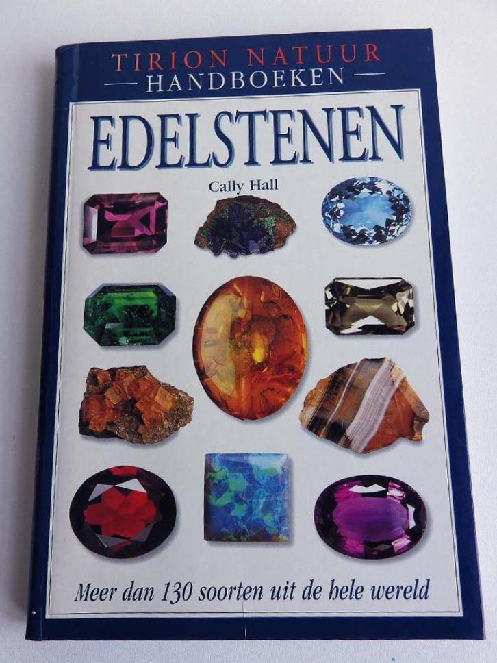 Edelstenen, Boeken, Natuur, Zo goed als nieuw, Ophalen