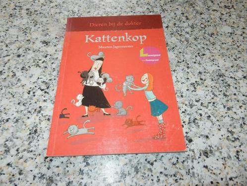 nr.1742 - Dieren bij de dokter - kattenkop - vanaf 7 jaar, Boeken, Kinderboeken | Jeugd | onder 10 jaar, Ophalen of Verzenden