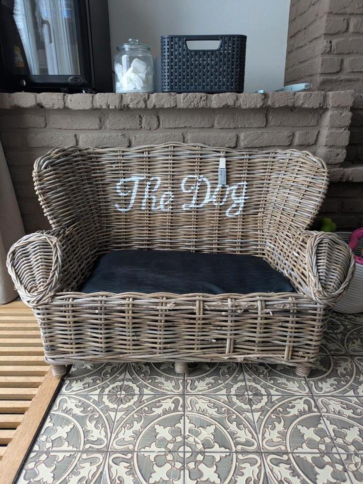 Hondenmand riet, Animaux & Accessoires, Paniers pour chiens, Comme neuf, Roseau, Enlèvement