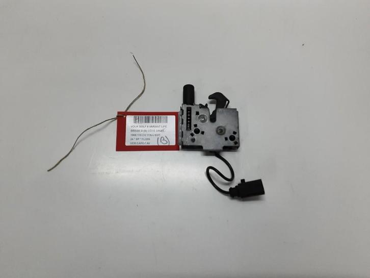 MOTORKAP SLOT Golf VIII Variant (GC5) (4K0823509), Auto-onderdelen, Carrosserie, Volkswagen, Gebruikt