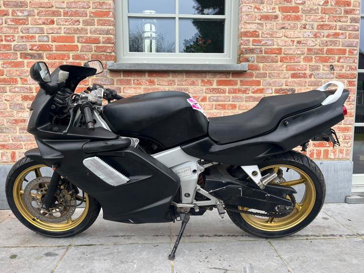 Honda nsr 125cc 2 tact, Motos, Motos | Oldtimers & Ancêtres, Enlèvement