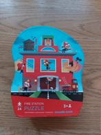 Puzzle Djeco 24pcs Caserne de Pompiers, 10 à 50 pièces, Enlèvement, Utilisé, 2 à 4 ans