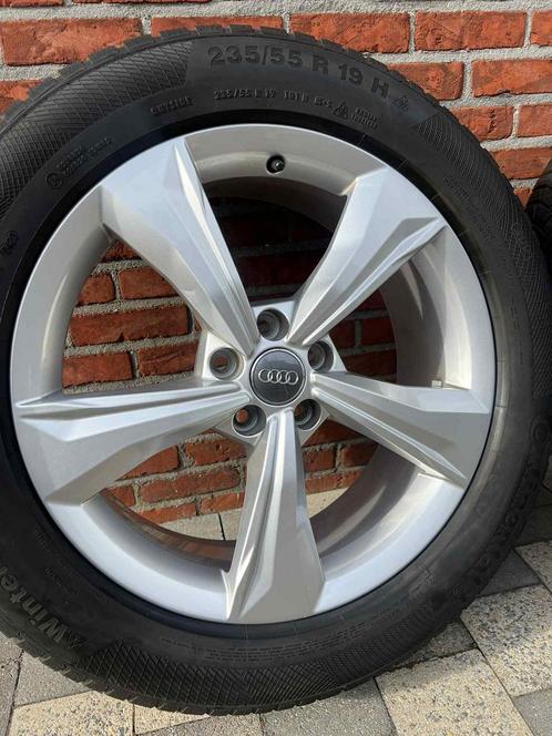 AUDI Q5 S LINE WINTERSET 19 INCH, Auto-onderdelen, Banden en Velgen, Banden en Velgen, Winterbanden, 19 inch, 235 mm, Personenwagen