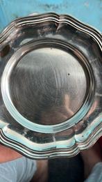Assiette en argent pour nourriture, Enlèvement