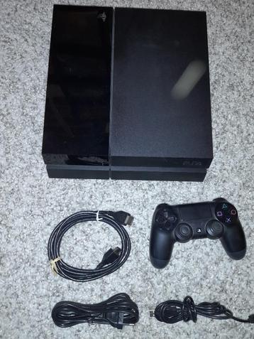 PS4 500 GB + 1 controller