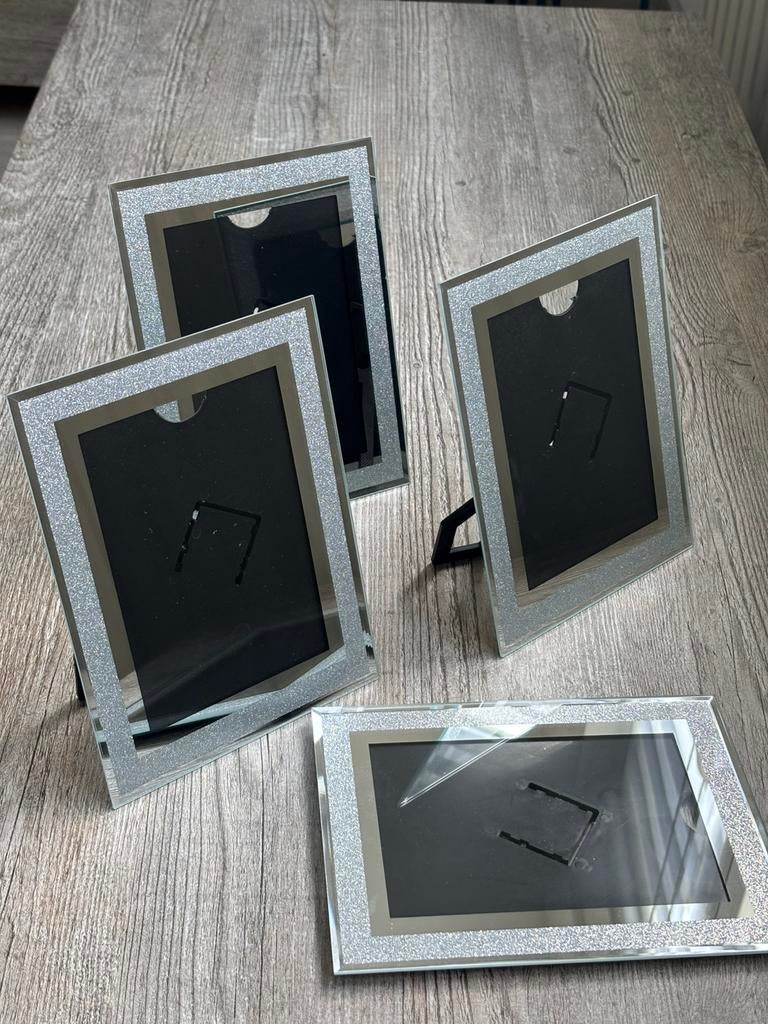 4 cadres, TV, Hi-fi & Vidéo, Photo | Cadres photo, Enlèvement ou Envoi, Neuf