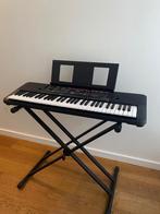 Yamaha PSR E263 Draagbaar Keyboard (zonder standaard), Muziek en Instrumenten, Keyboards, 61 toetsen, Zo goed als nieuw, Yamaha