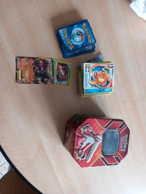 Carte pokemon +boîte, Hobby en Vrije tijd, Verzamelkaartspellen | Yu-gi-Oh!, Zo goed als nieuw, Ophalen of Verzenden