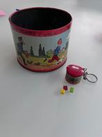 Tintin brochet boite en métal et porte clé, Collections, Enlèvement, Tintin, Utilisé, Statue ou Figurine