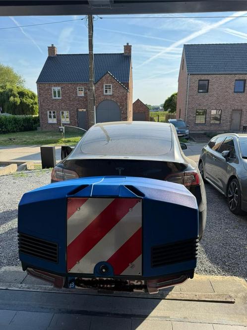 Towbox V3 400 liter te huur in Tervuren, Auto diversen, Dakkoffers, Zo goed als nieuw, Ophalen