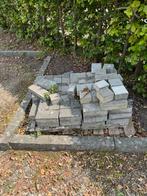 Klinks 3 stapels GRATIS op te halen - Merelbeke, Tuin en Terras, Tegels en Klinkers, Ophalen, Zo goed als nieuw
