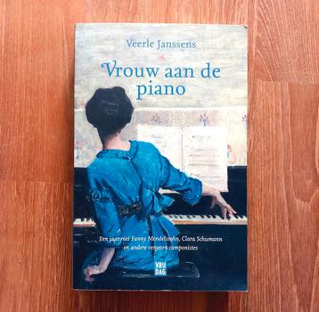BOEK Vrouw aan de piano (Veerle Janssens) beschikbaar voor biedingen