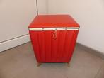 Pouf rouge vintage avec poche de rangement, Maison & Meubles, Canapés | Repose-pieds & Poufs, Enlèvement, Utilisé
