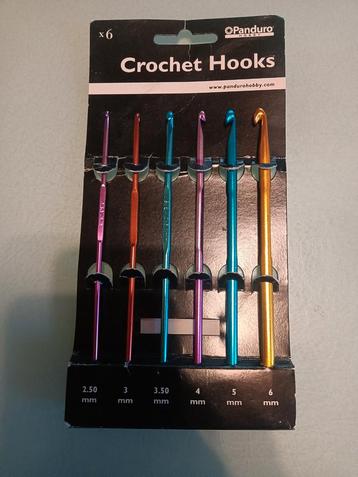 Zes haaknaalden, Hobby en Vrije tijd, Ophalen of Verzenden, Zo goed als nieuw